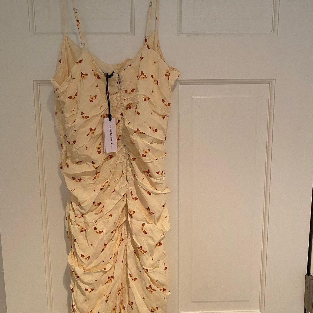 WeWoreWhat Ronnie Ruched Gathered Mini Dress in Light Yellow Floral - Large